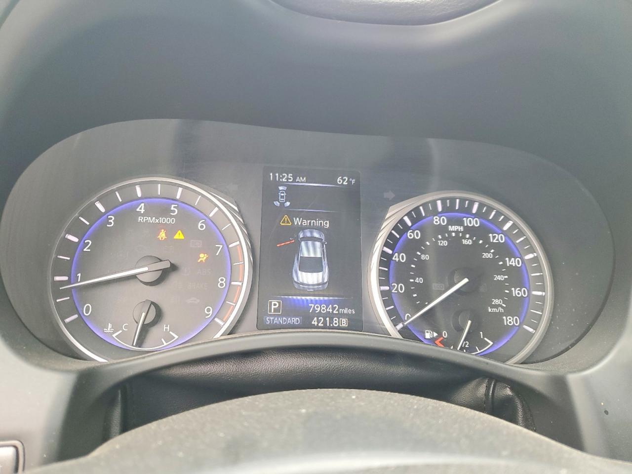 2018 Infiniti Q60 Luxe 300 - zdjęcie 9