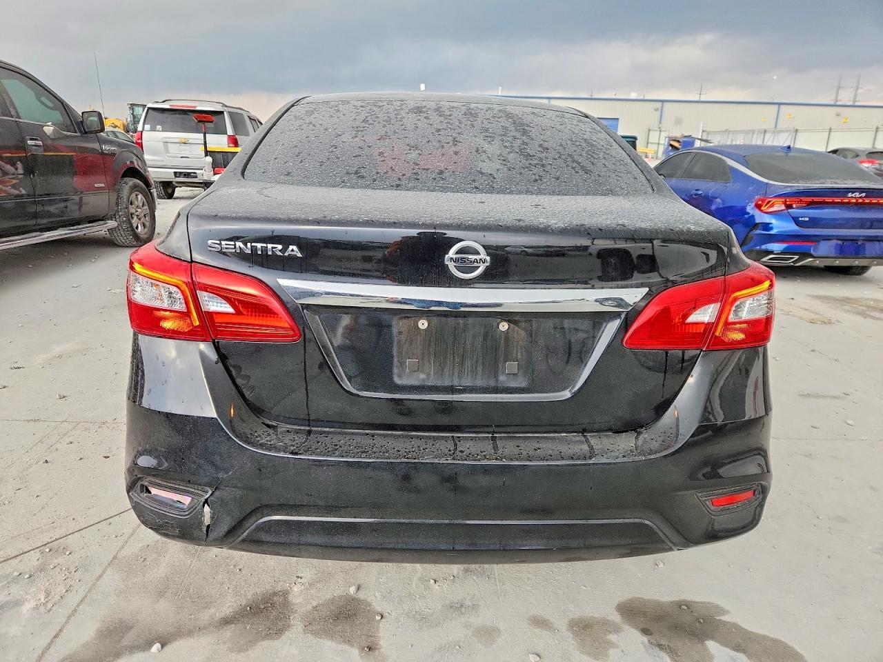 2019 Nissan Sentra S - zdjęcie 6