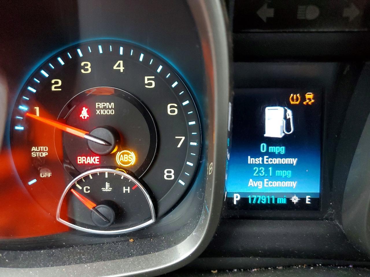 2014 Chevrolet Malibu Ls - zdjęcie 9