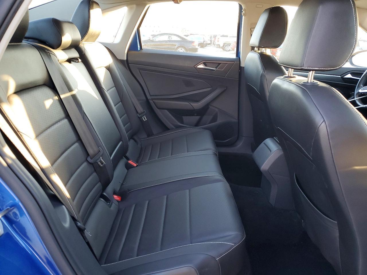 2024 Volkswagen Jetta Se - zdjęcie 10