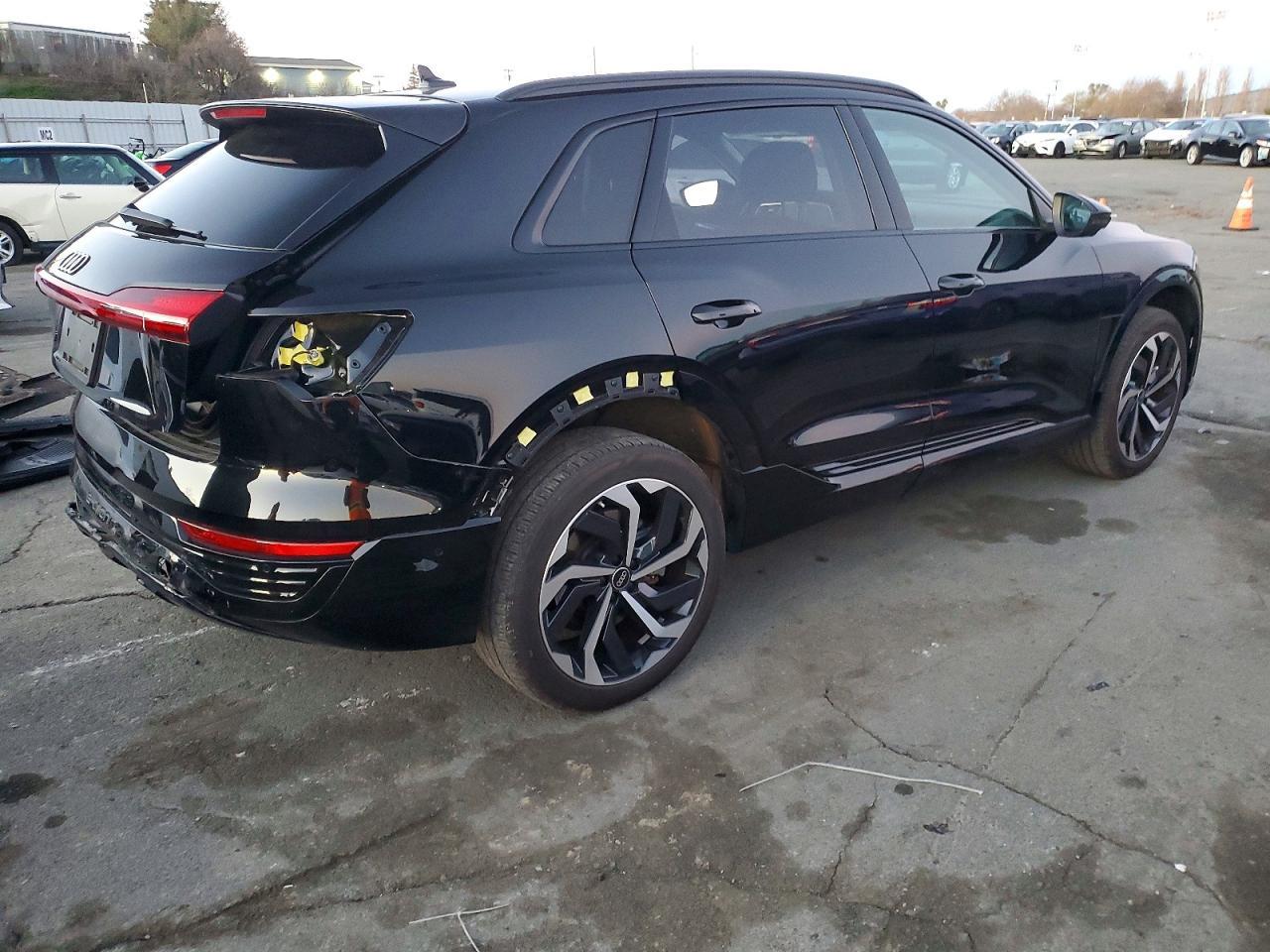2024 Audi Q8 E-Tron Premium Plus - zdjęcie 3