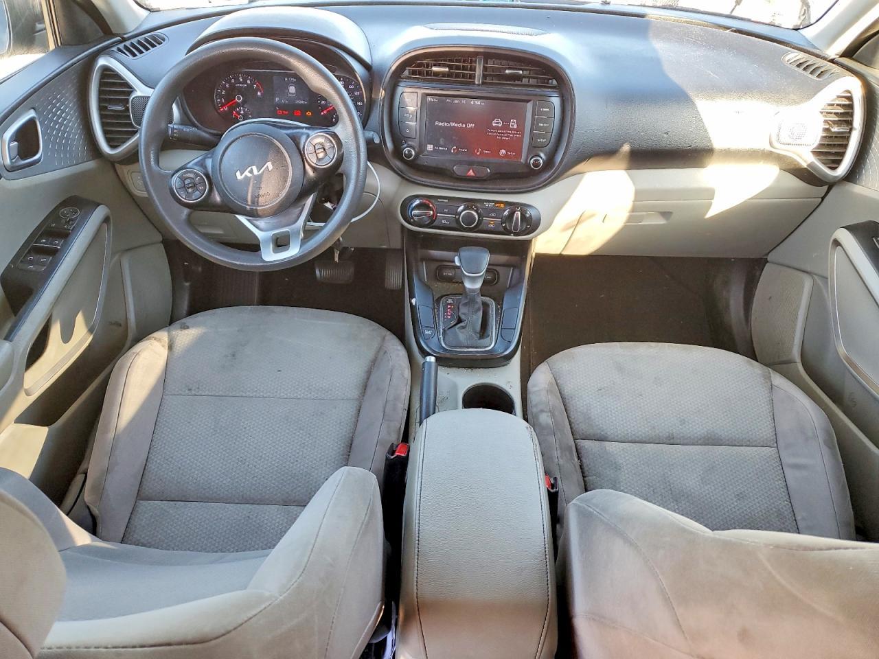 2022 Kia Soul Lx - zdjęcie 8