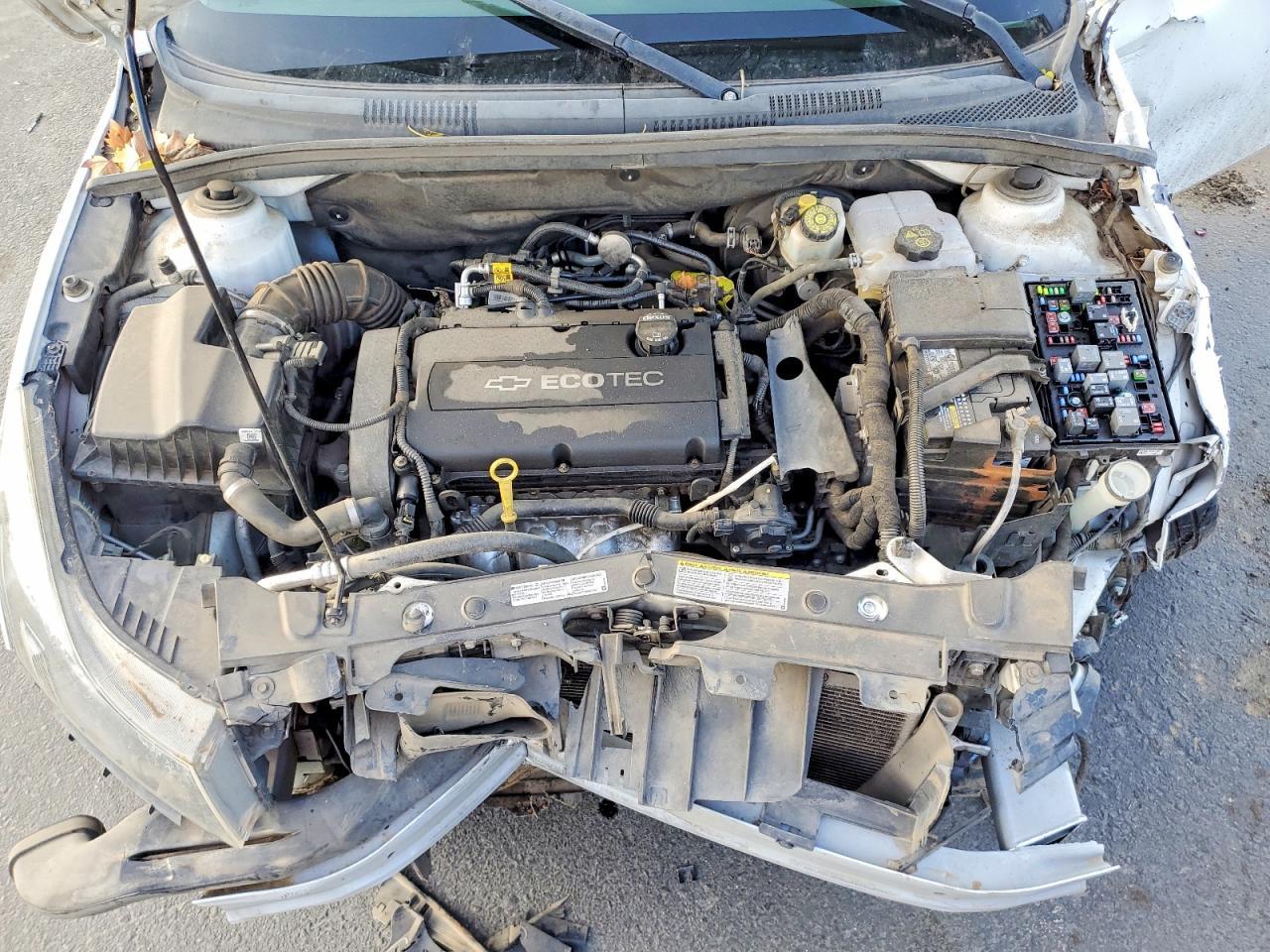 2015 Chevrolet Cruze Ls - zdjęcie 11