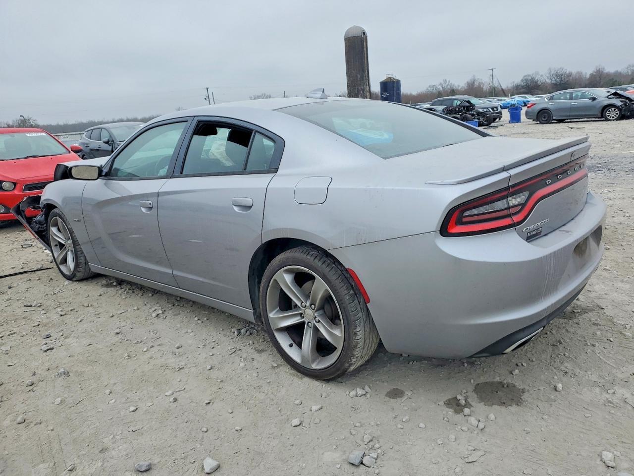 2015 Dodge Charger R/T - zdjęcie 2