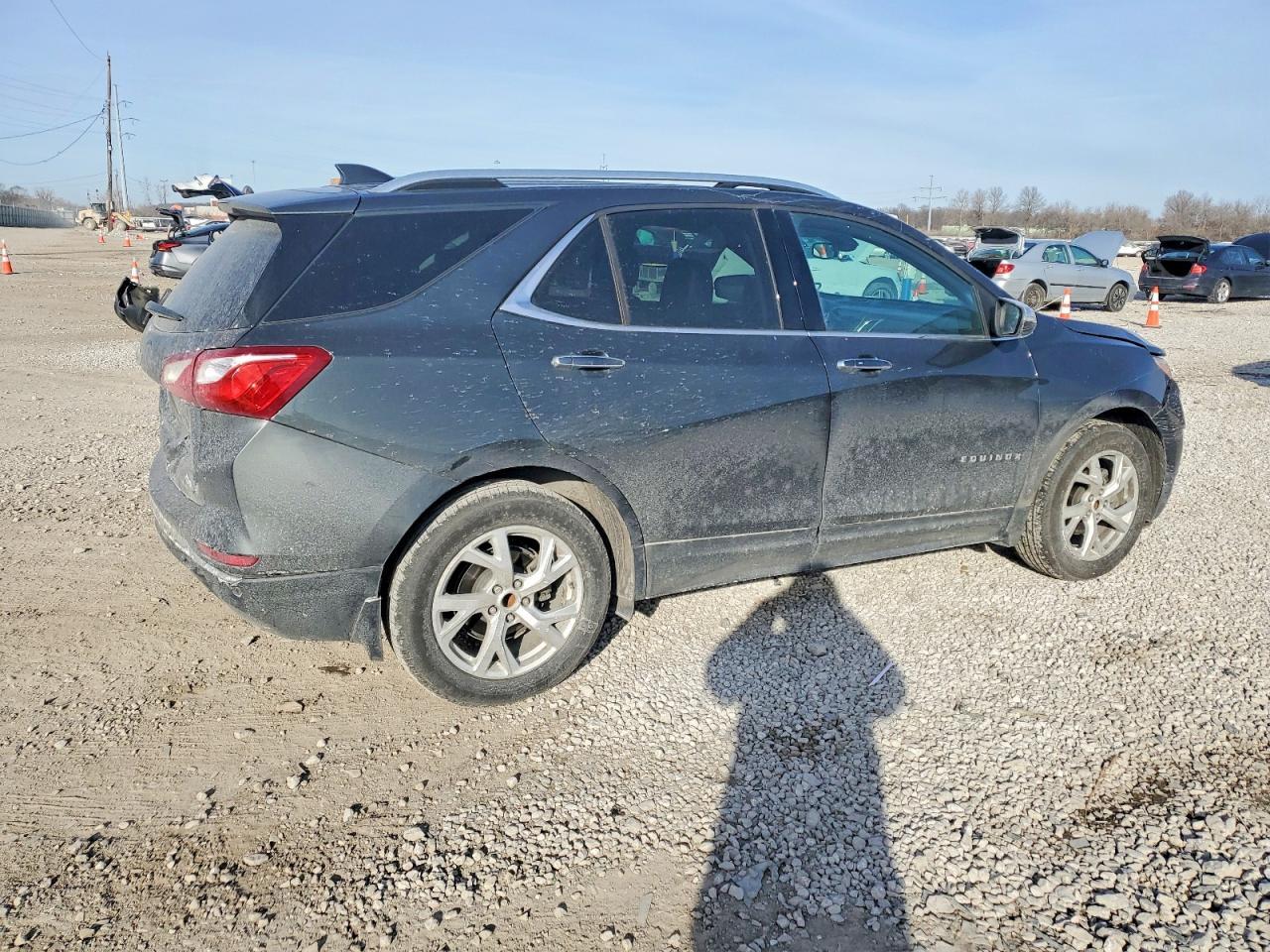 2020 Chevrolet Equinox Premier - zdjęcie 3