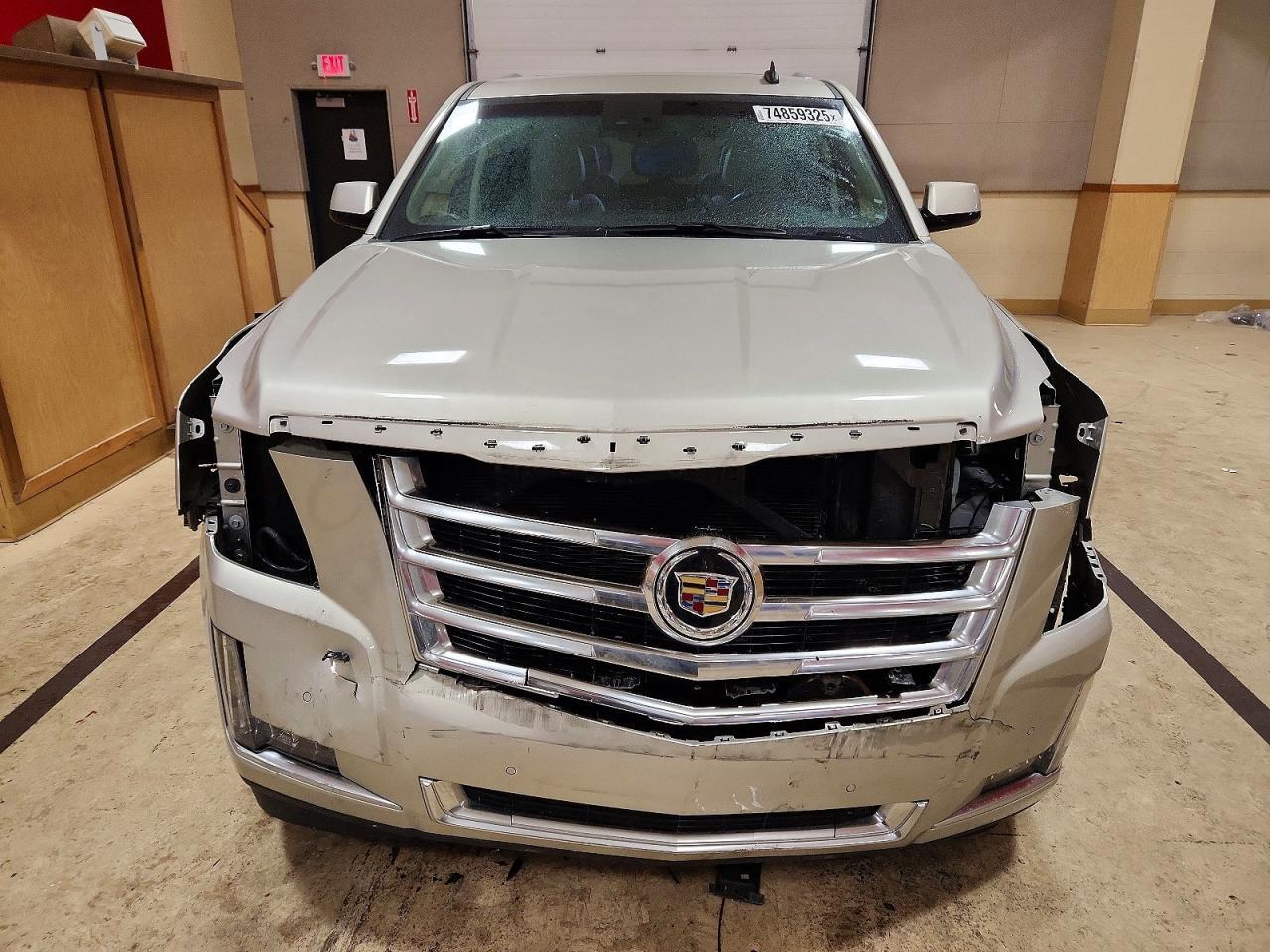 2015 Cadillac Escalade Luxury - zdjęcie 5