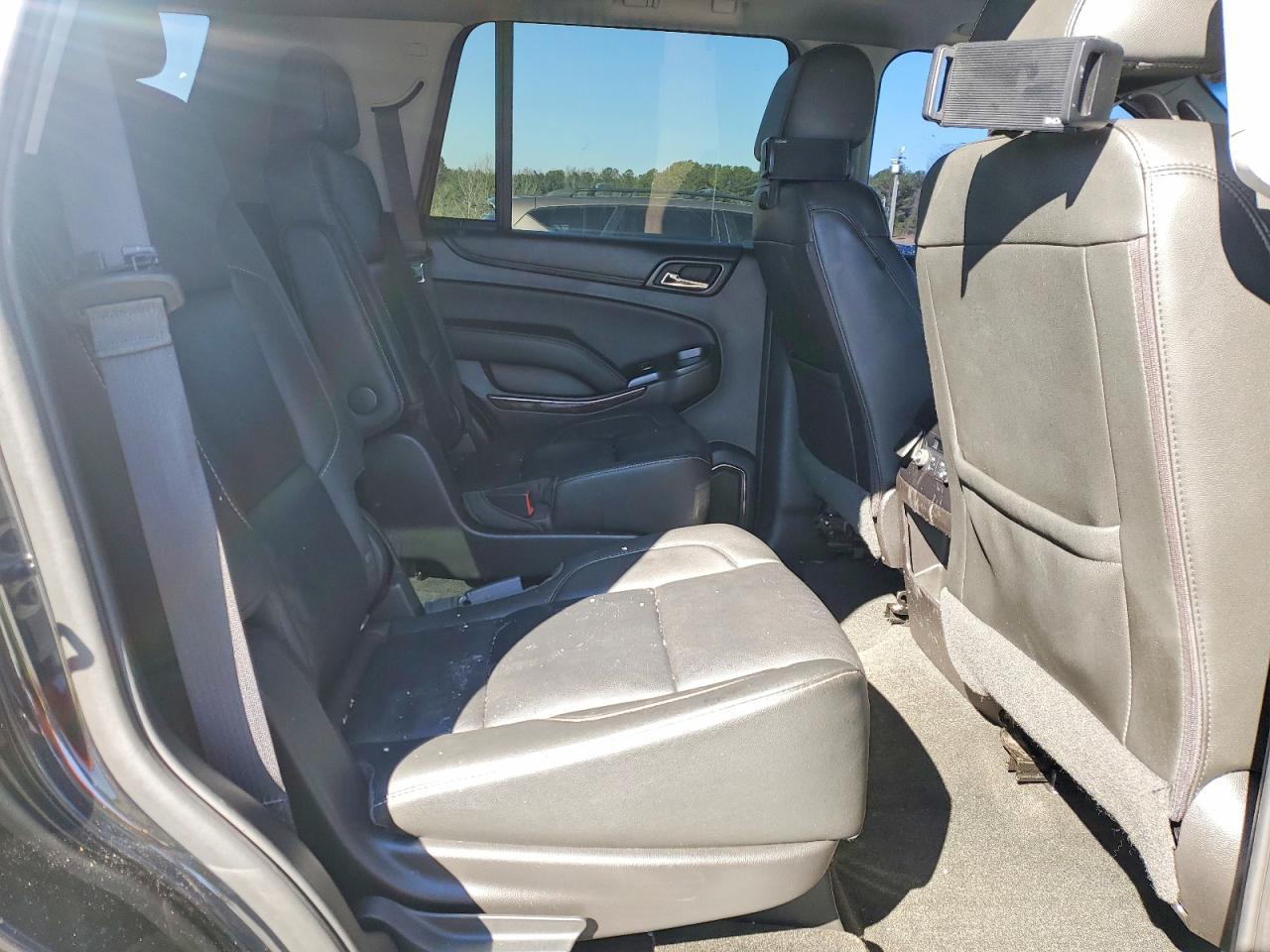2018 Chevrolet Tahoe C1500 Lt - zdjęcie 11