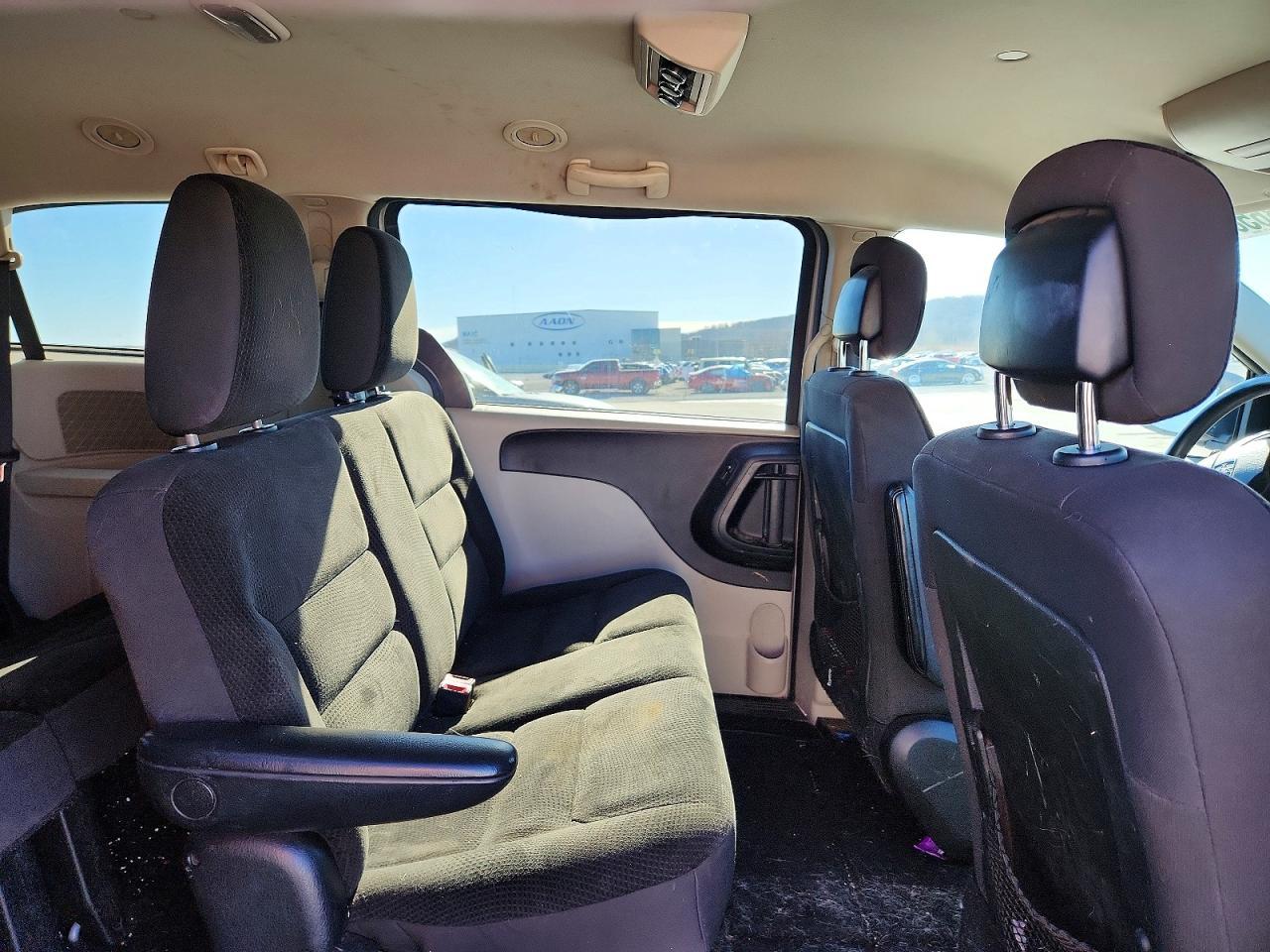 2017 Dodge Grand Caravan Se - zdjęcie 11