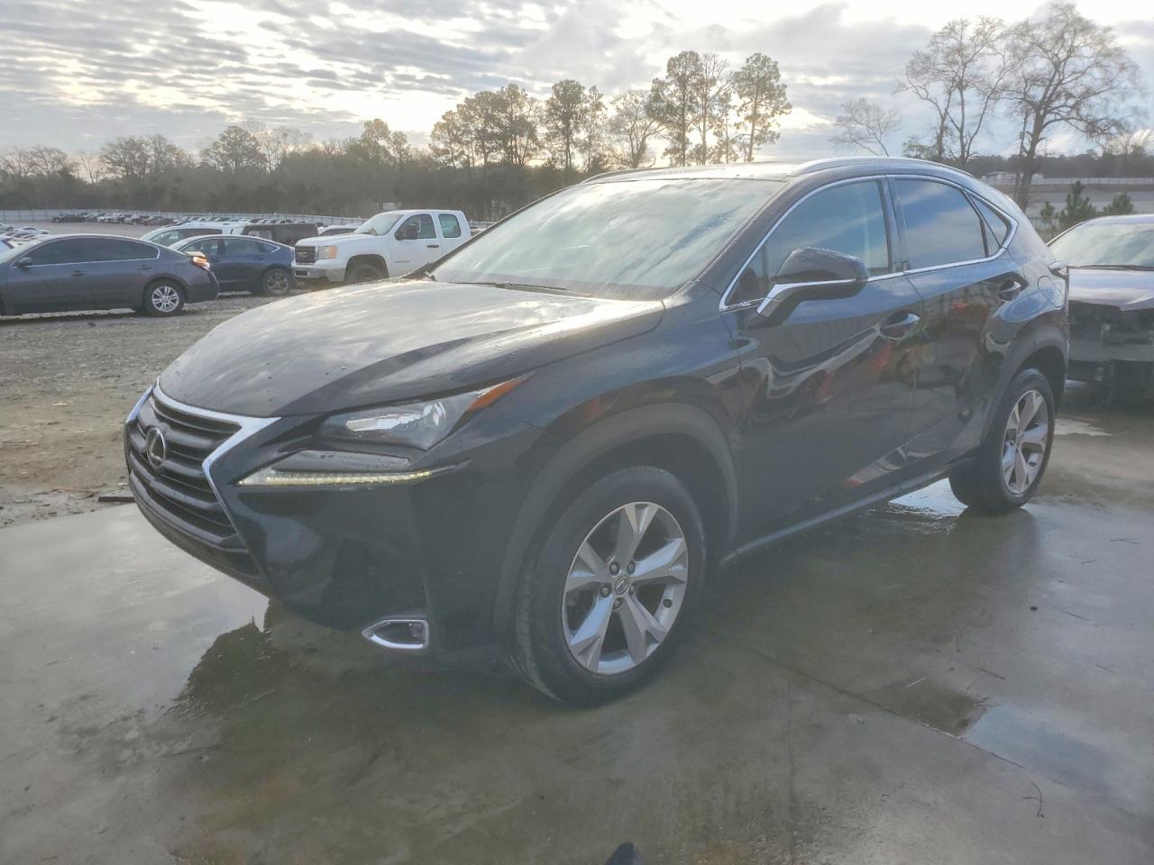 2017 Lexus Nx 200T Base - zdjęcie główne