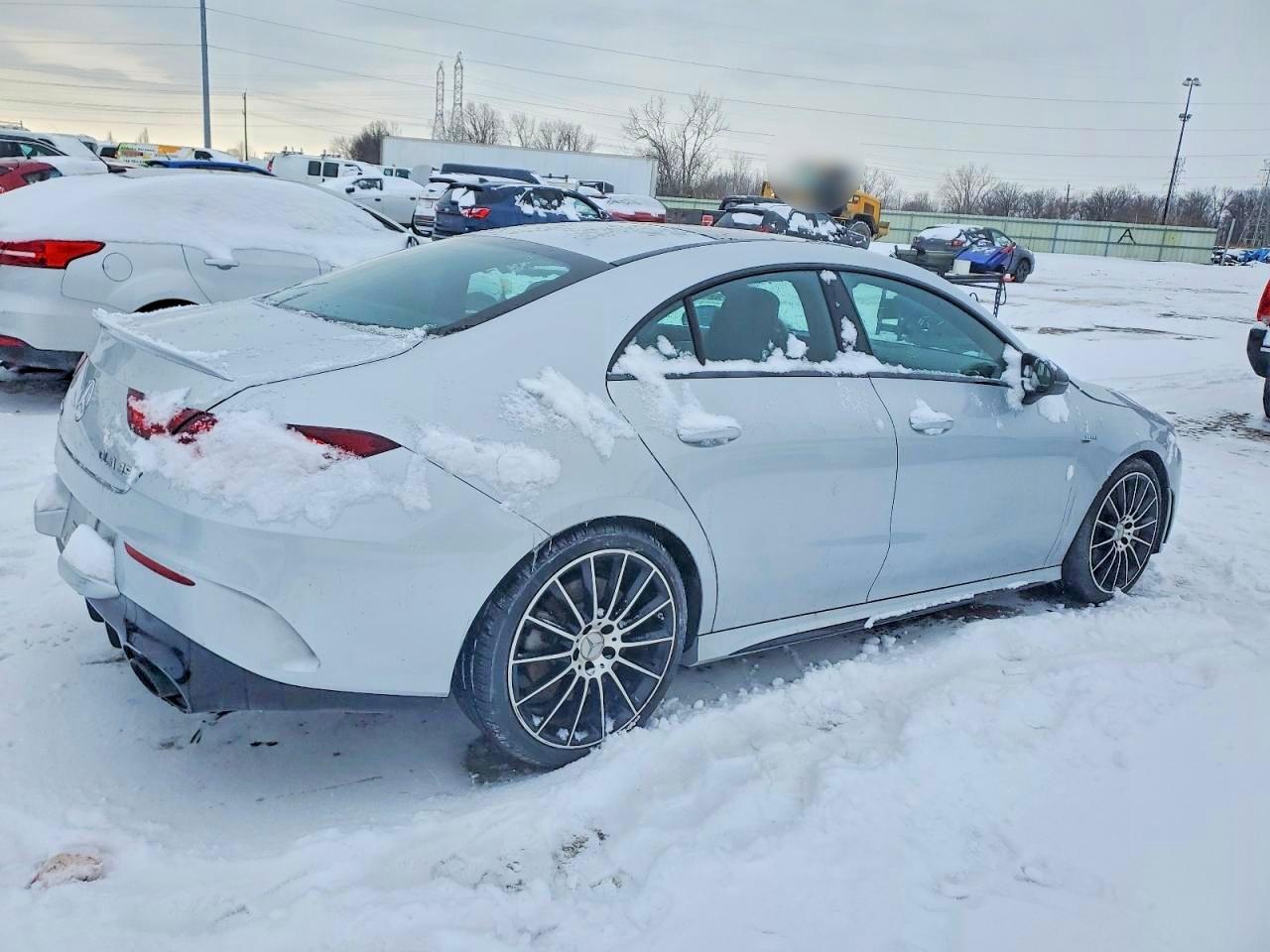 2022 Mercedes-Benz AMG CLA 35 - zdjęcie 3