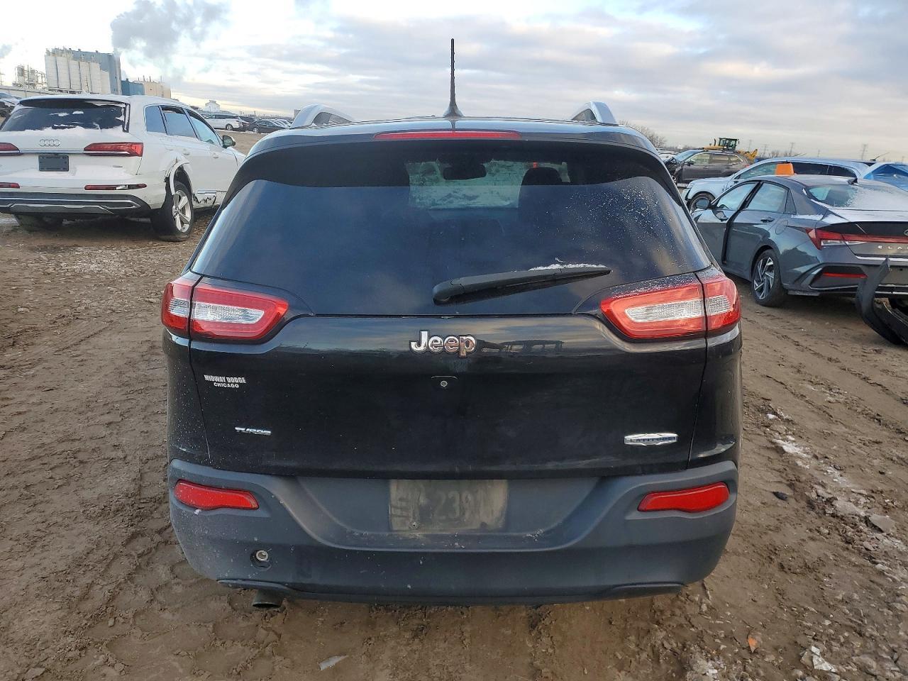2015 Jeep Cherokee Latitude - zdjęcie 6