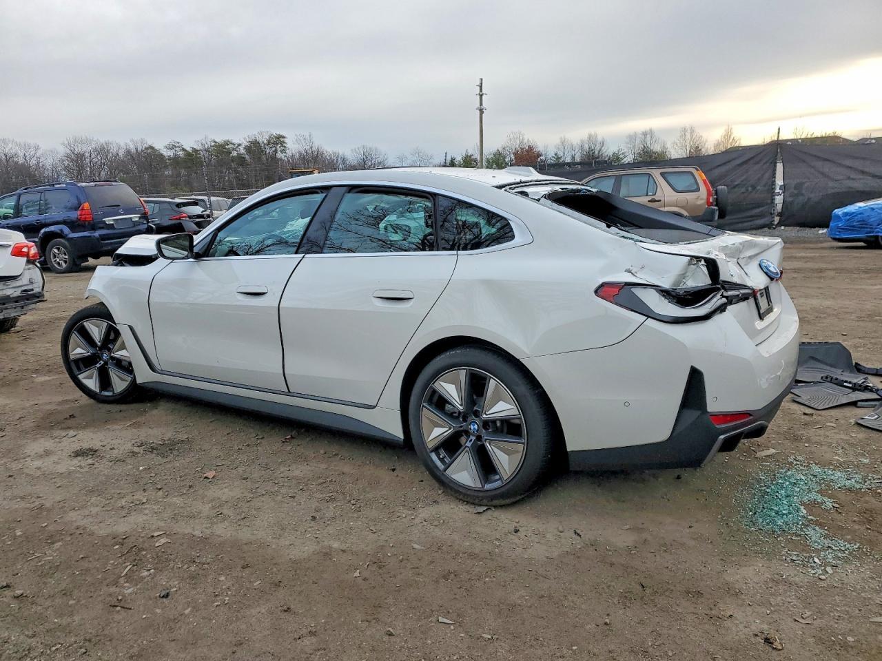 2025 BMW I4 xDrive 40 - zdjęcie 2