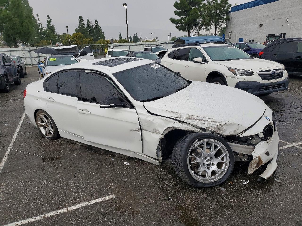 2014 BMW 328 I - zdjęcie 4