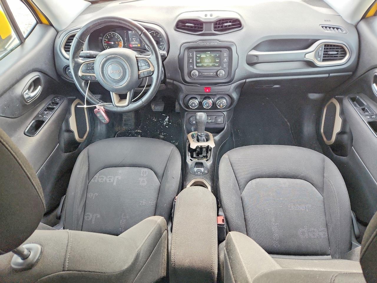 2016 Jeep Renegade Latitude - zdjęcie 8