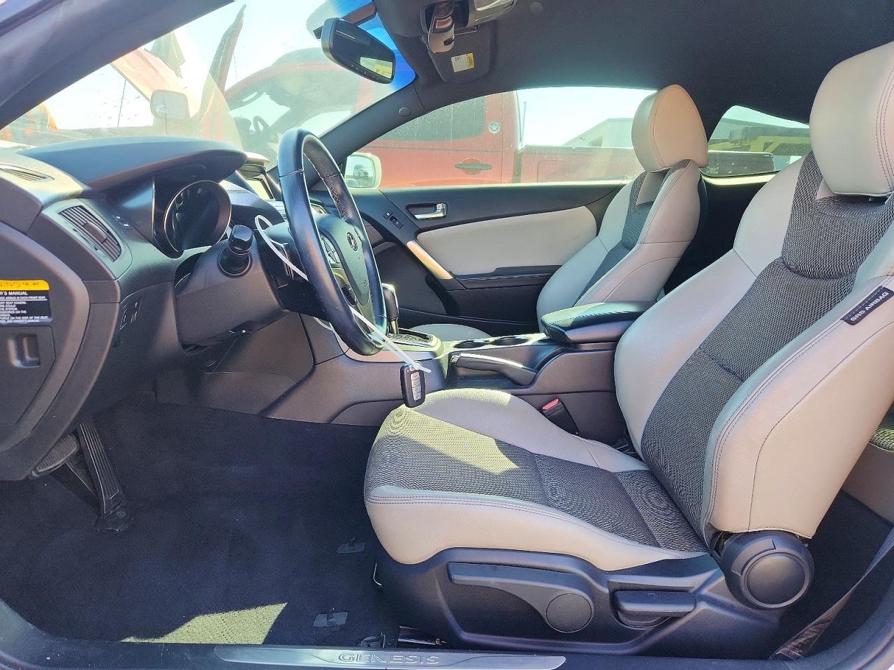 2015 Hyundai Genesis Coupe 3.8L - zdjęcie 7