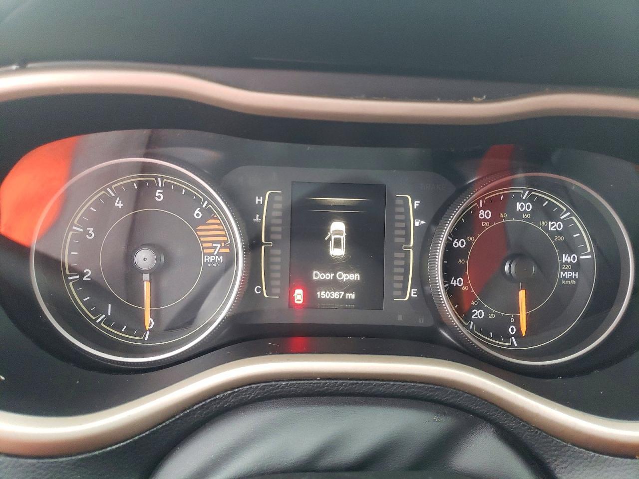 2018 Jeep Cherokee Latitude - zdjęcie 9