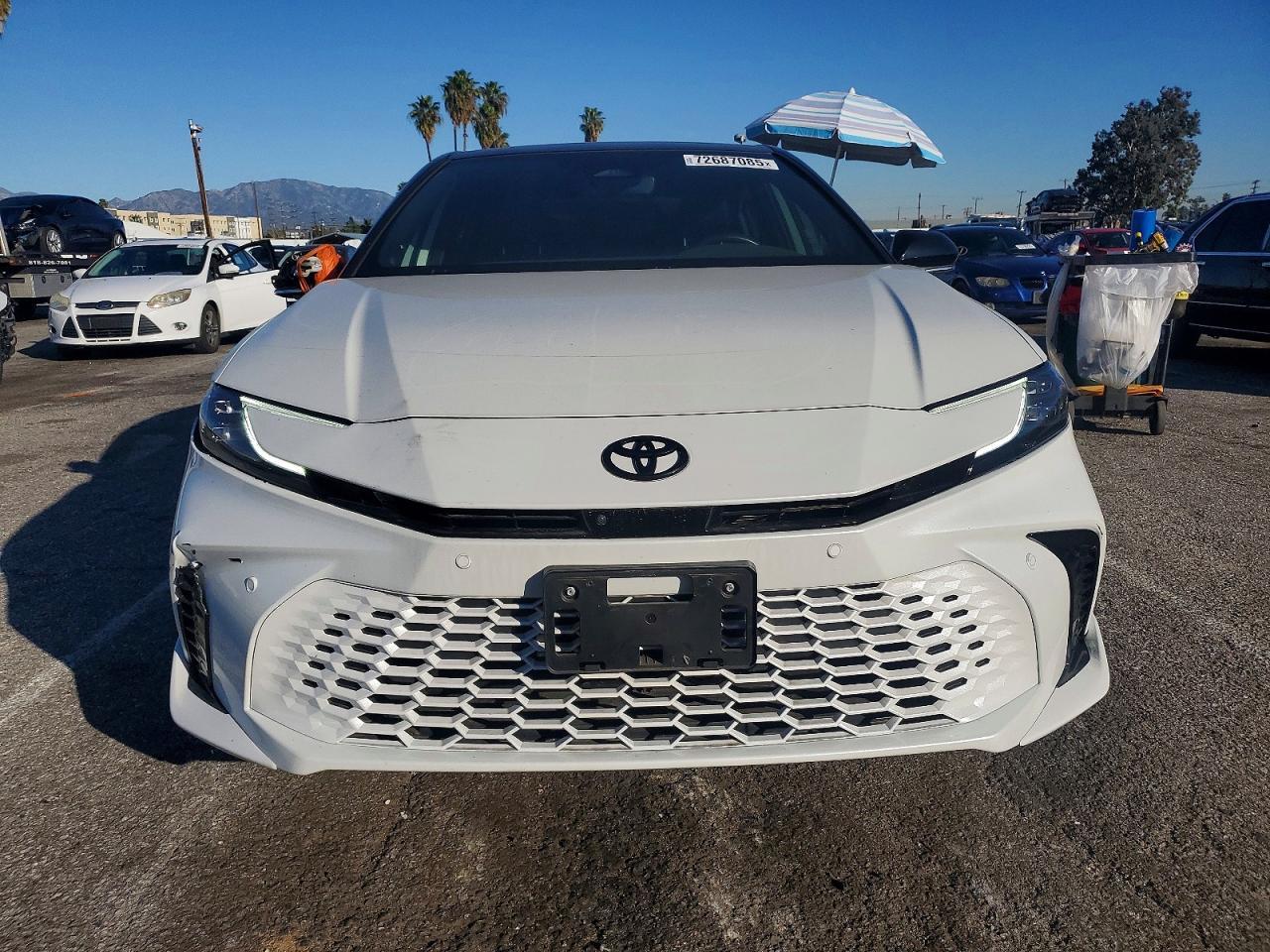 2025 Toyota Camry Xse - zdjęcie 5