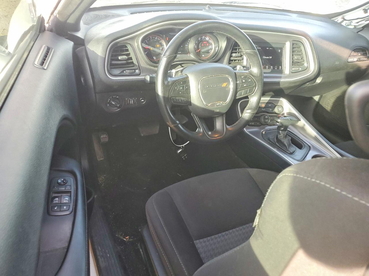 2021 Dodge Challenger Gt - zdjęcie 8