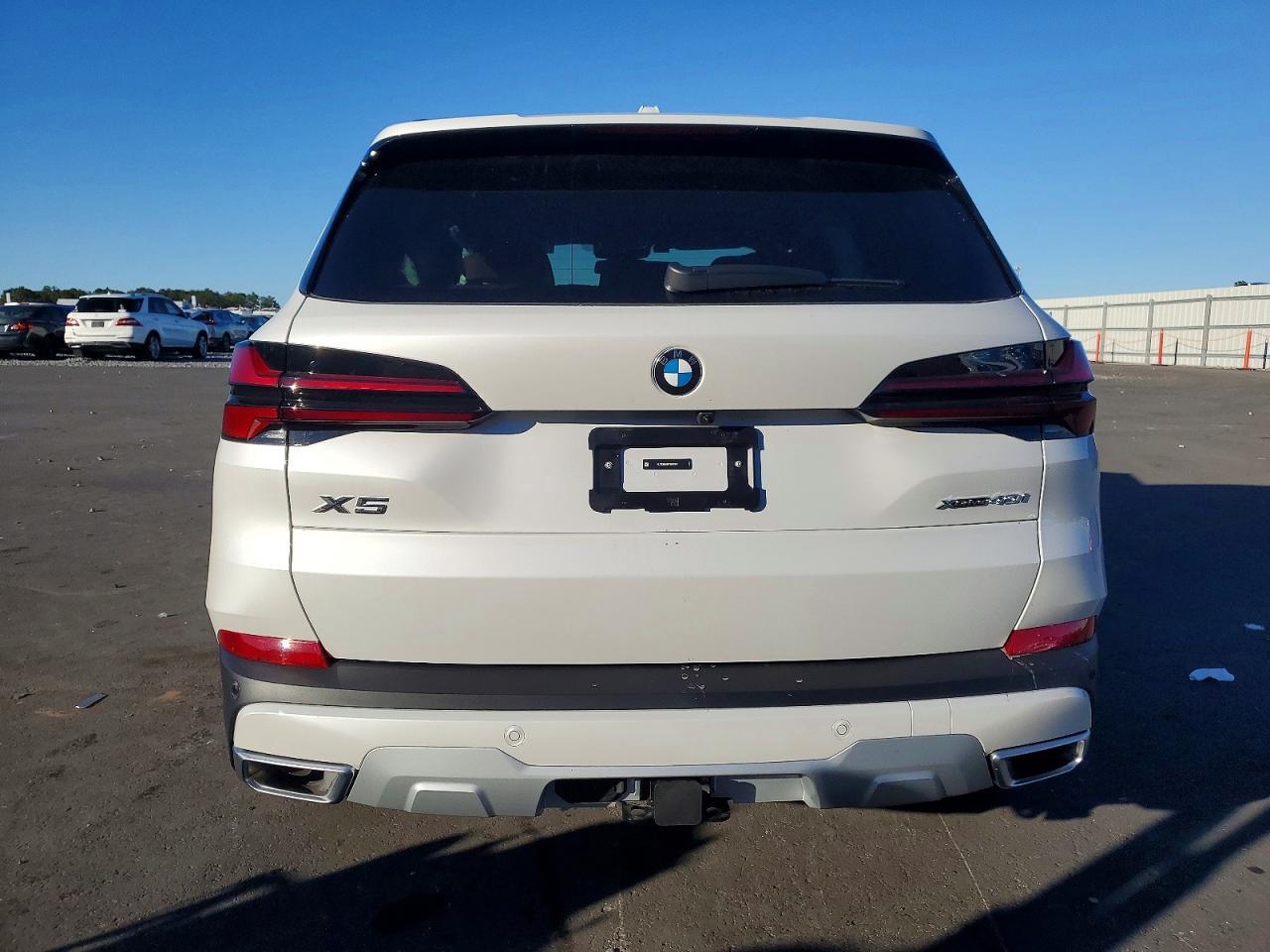 2026 BMW X5 xDrive40I - zdjęcie 6