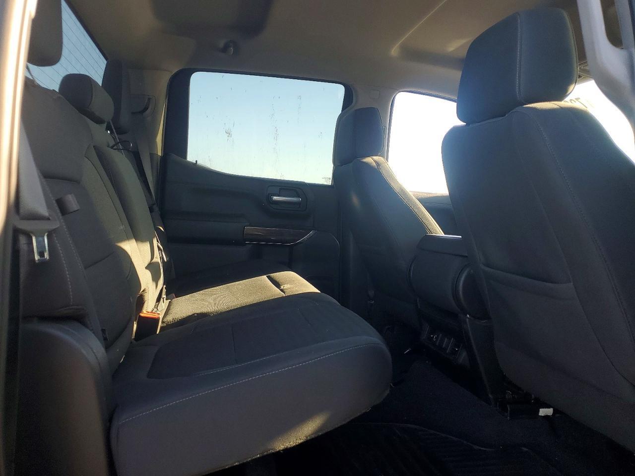 2020 Chevrolet Silverado C1500 Rst - zdjęcie 10