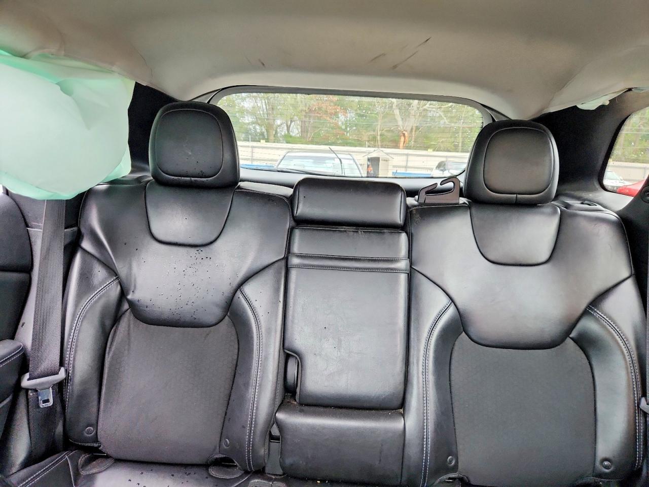 2019 Jeep Cherokee Latitude Plus - zdjęcie 10