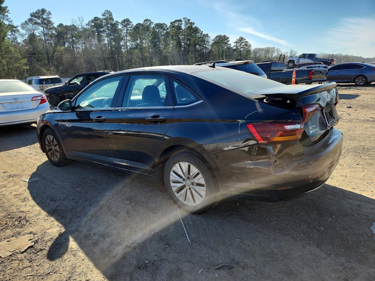 2019 Volkswagen Jetta S - zdjęcie 2