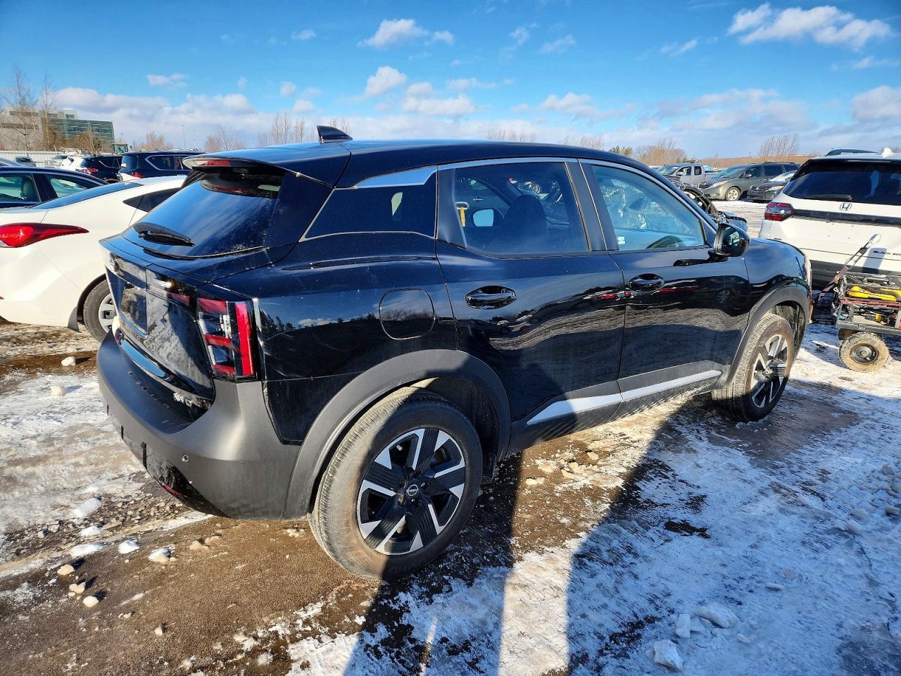 2025 Nissan Kicks Sv - zdjęcie 3