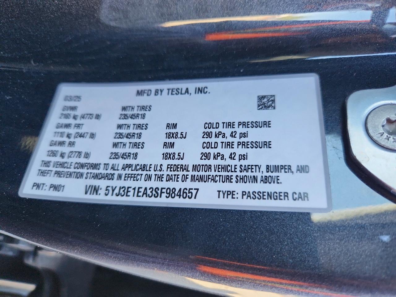 2025 Tesla Model 3 - zdjęcie 12
