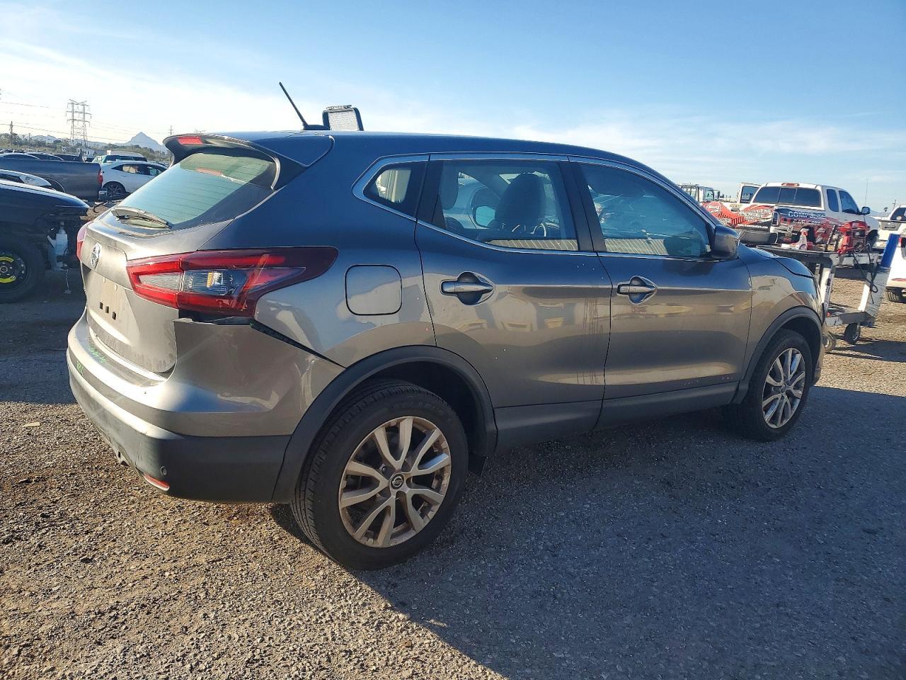 2021 Nissan Rogue Sport S - zdjęcie 3