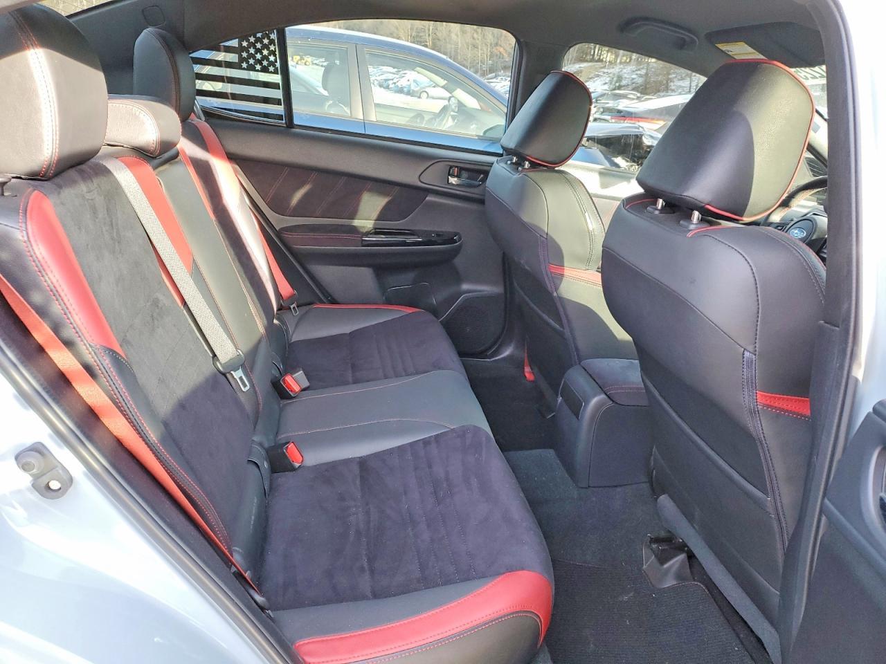 2019 Subaru Wrx Sti - zdjęcie 10