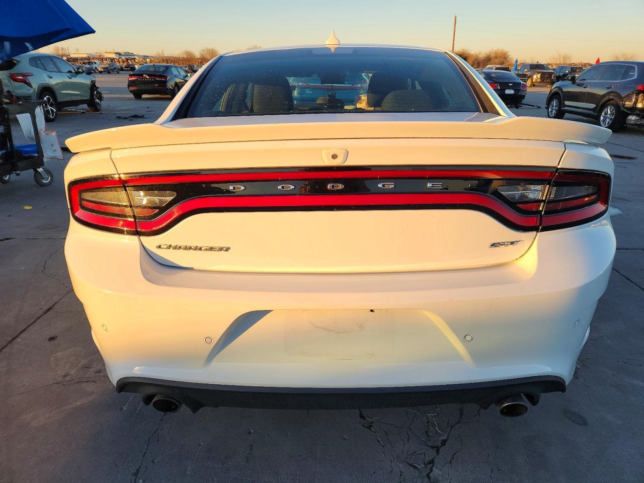 2023 Dodge Charger Gt - zdjęcie 6