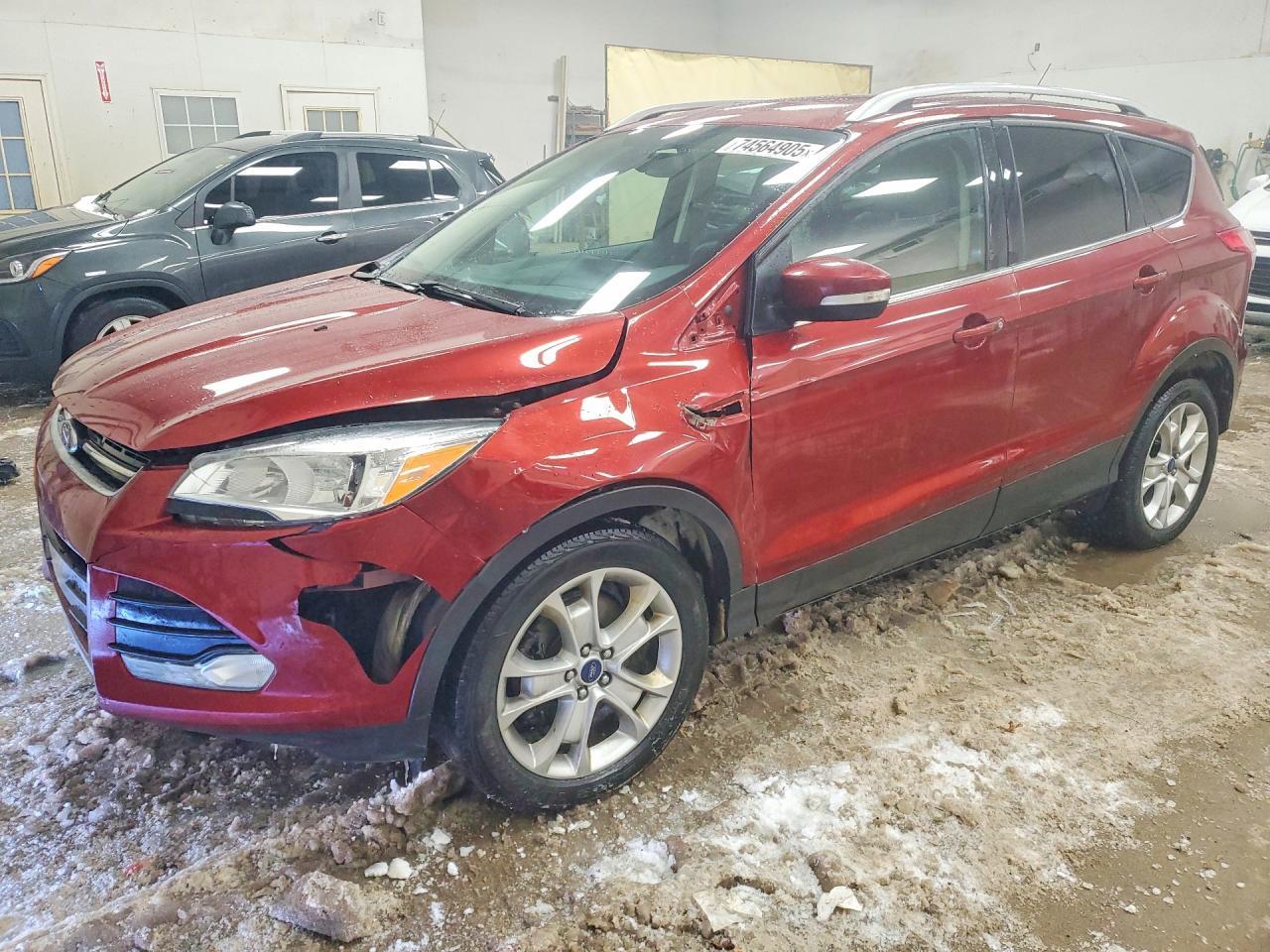 2015 Ford Escape Titanium - zdjęcie główne