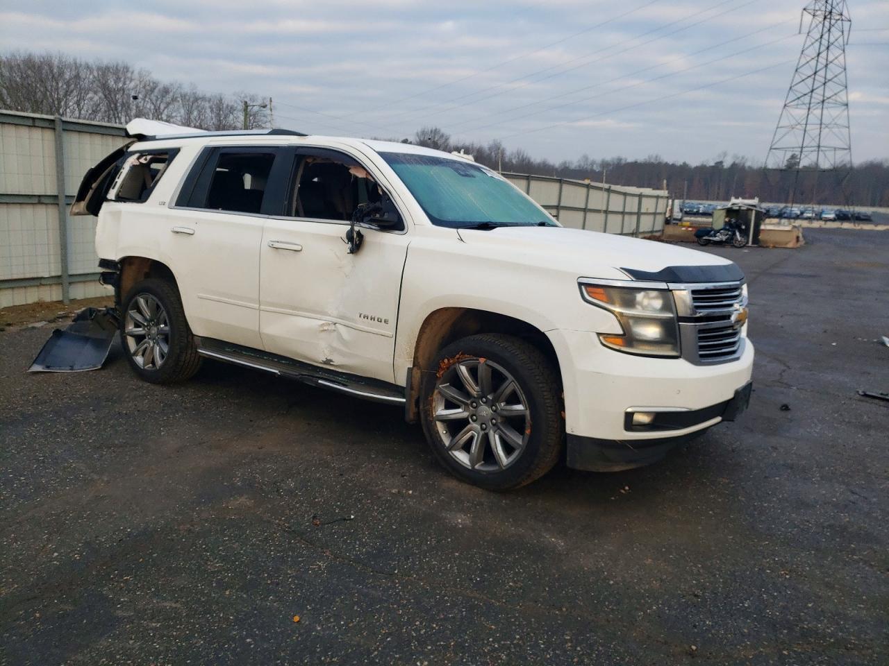 2015 Chevrolet Tahoe K1500 Ltz - zdjęcie 4