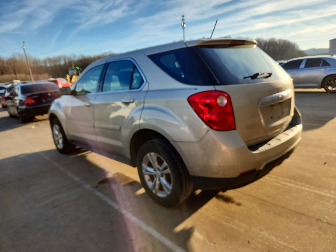 2015 Chevrolet Equinox Ls - zdjęcie 2