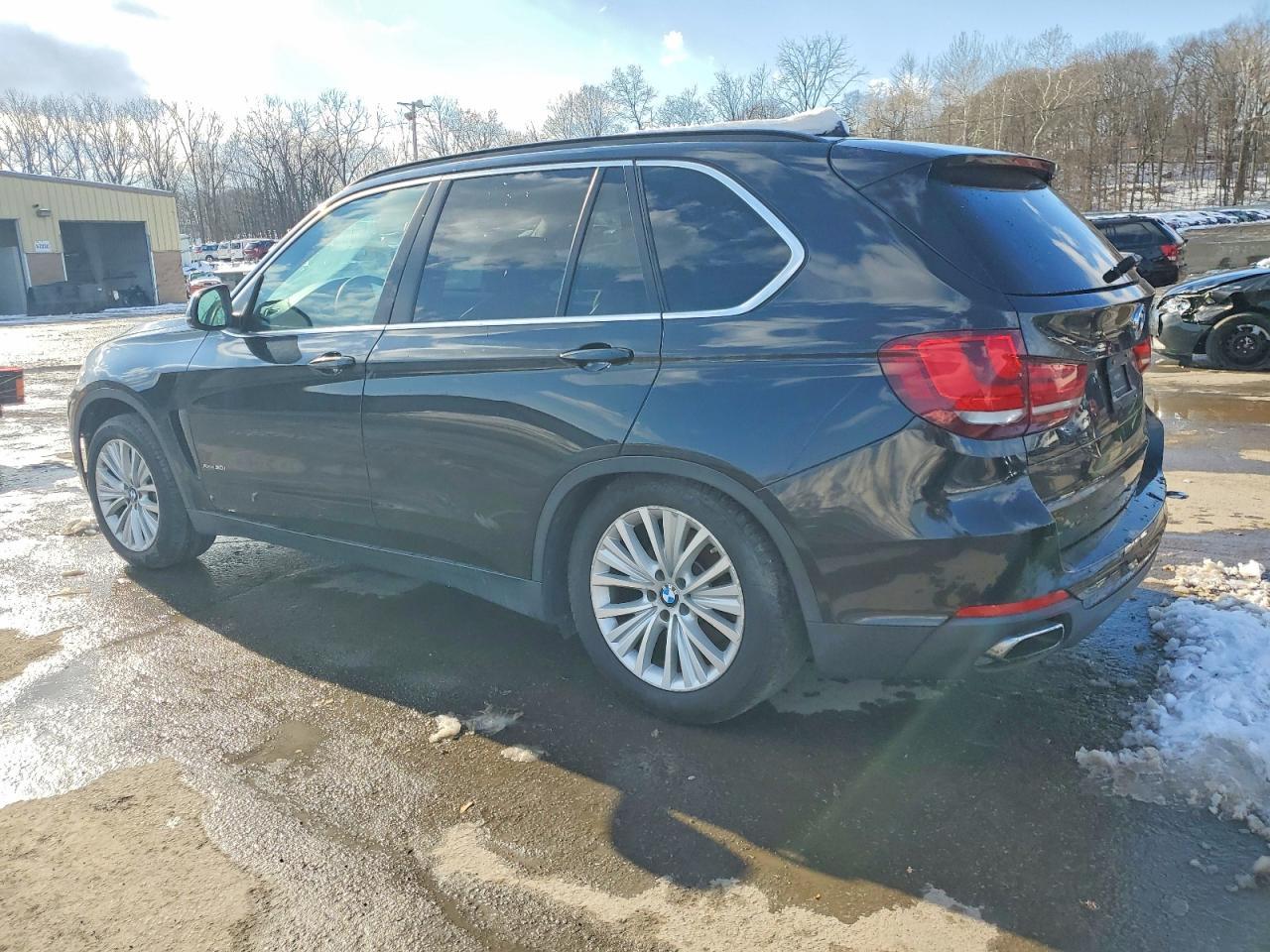 2014 BMW X5 xDrive50I - zdjęcie 2