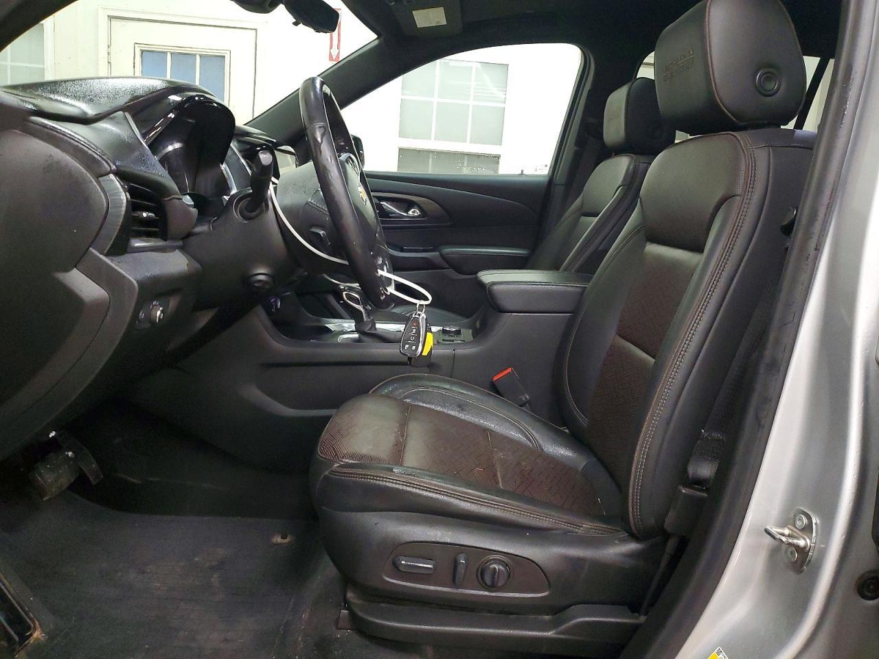 2022 Chevrolet Traverse High Country - zdjęcie 7