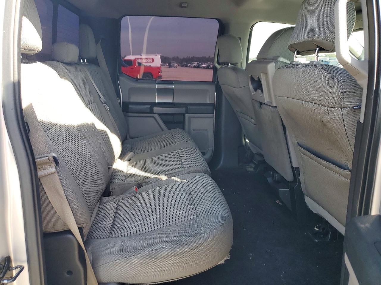 2016 Ford F150 Supercrew - zdjęcie 10