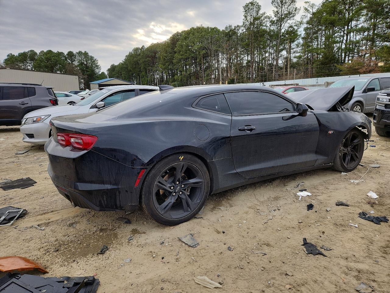 2023 Chevrolet Camaro Lt - zdjęcie 3