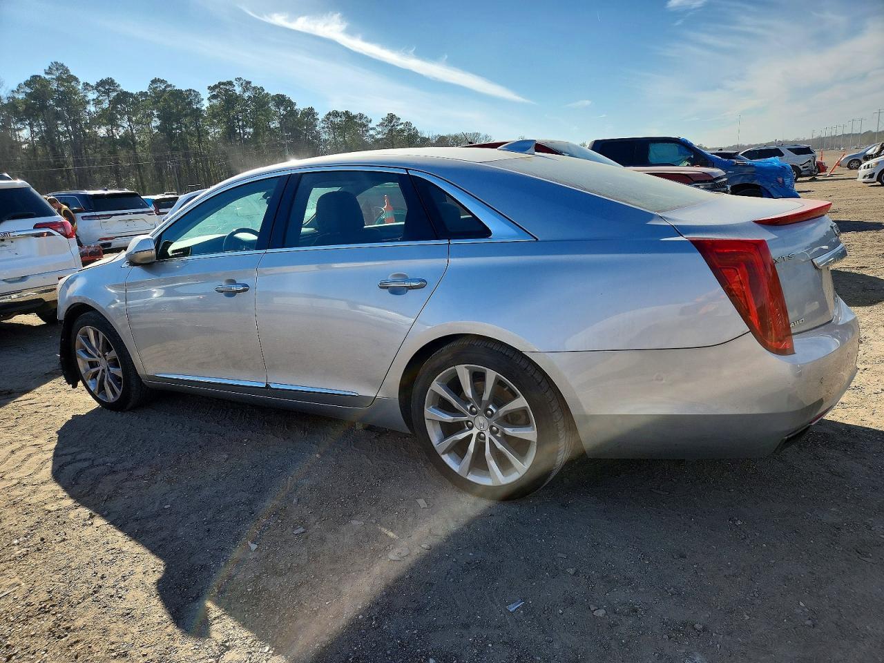 2017 Cadillac Xts - zdjęcie 2