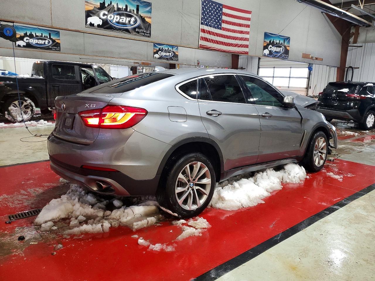 2017 BMW X6 xDrive35I - zdjęcie 3