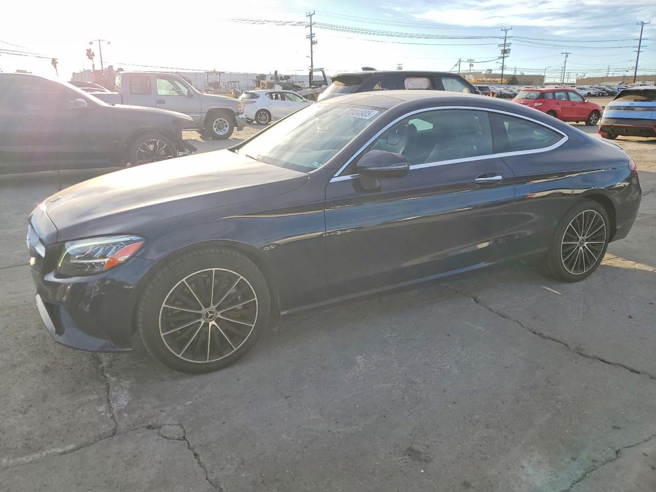 2019 Mercedes-Benz C 300 - zdjęcie główne