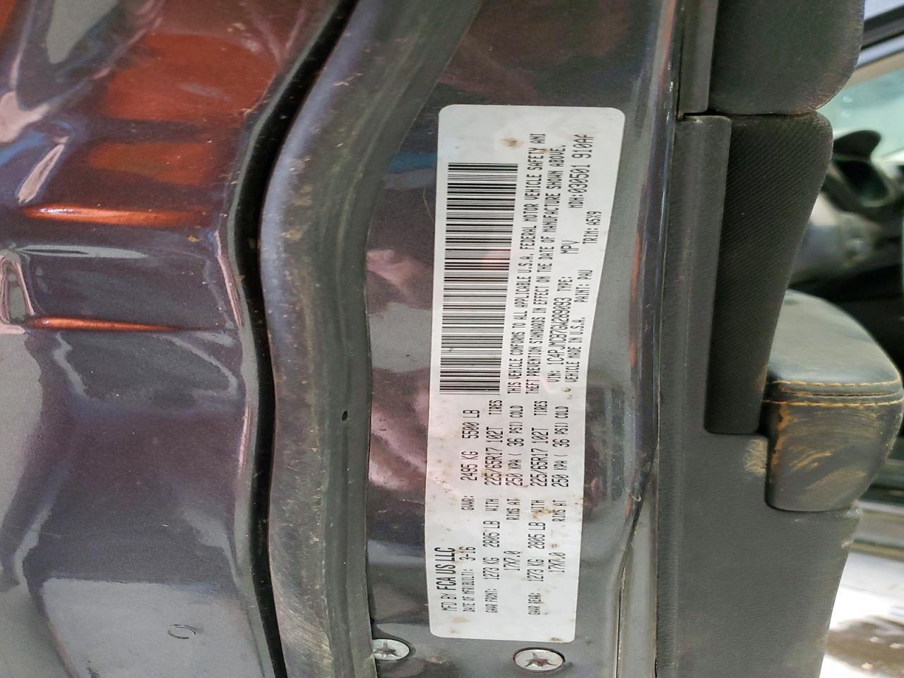 2016 Jeep Cherokee Latitude - zdjęcie 13