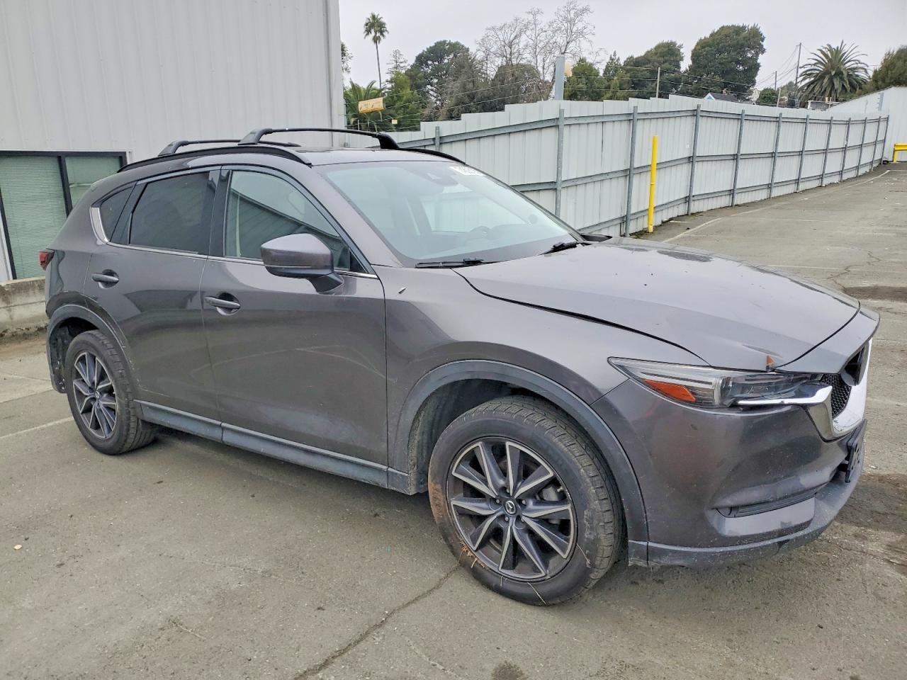 2017 Mazda Cx-5 Grand Touring - zdjęcie 4