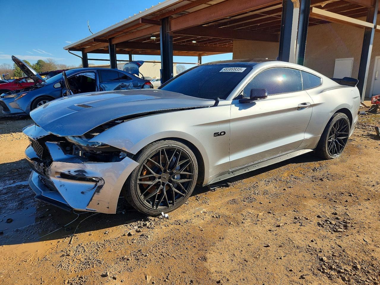 2022 Ford Mustang Gt - zdjęcie główne