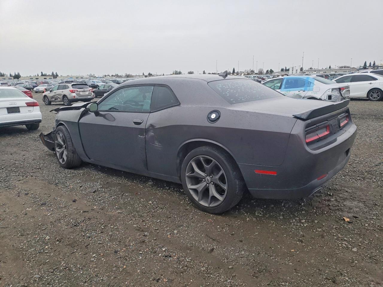 2017 Dodge Challenger Sxt - zdjęcie 2