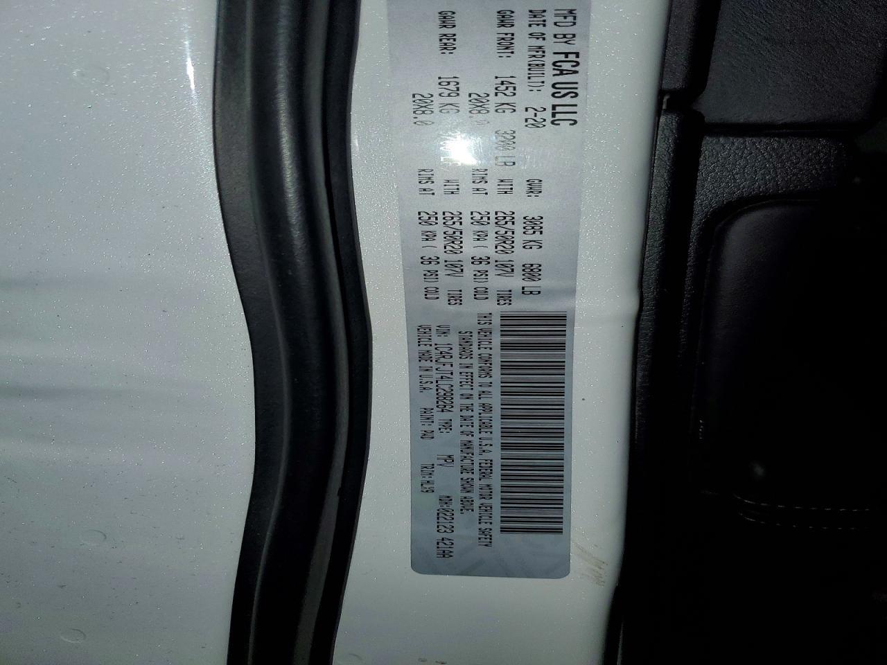 2020 Jeep Grand Cherokee Summit - zdjęcie 13