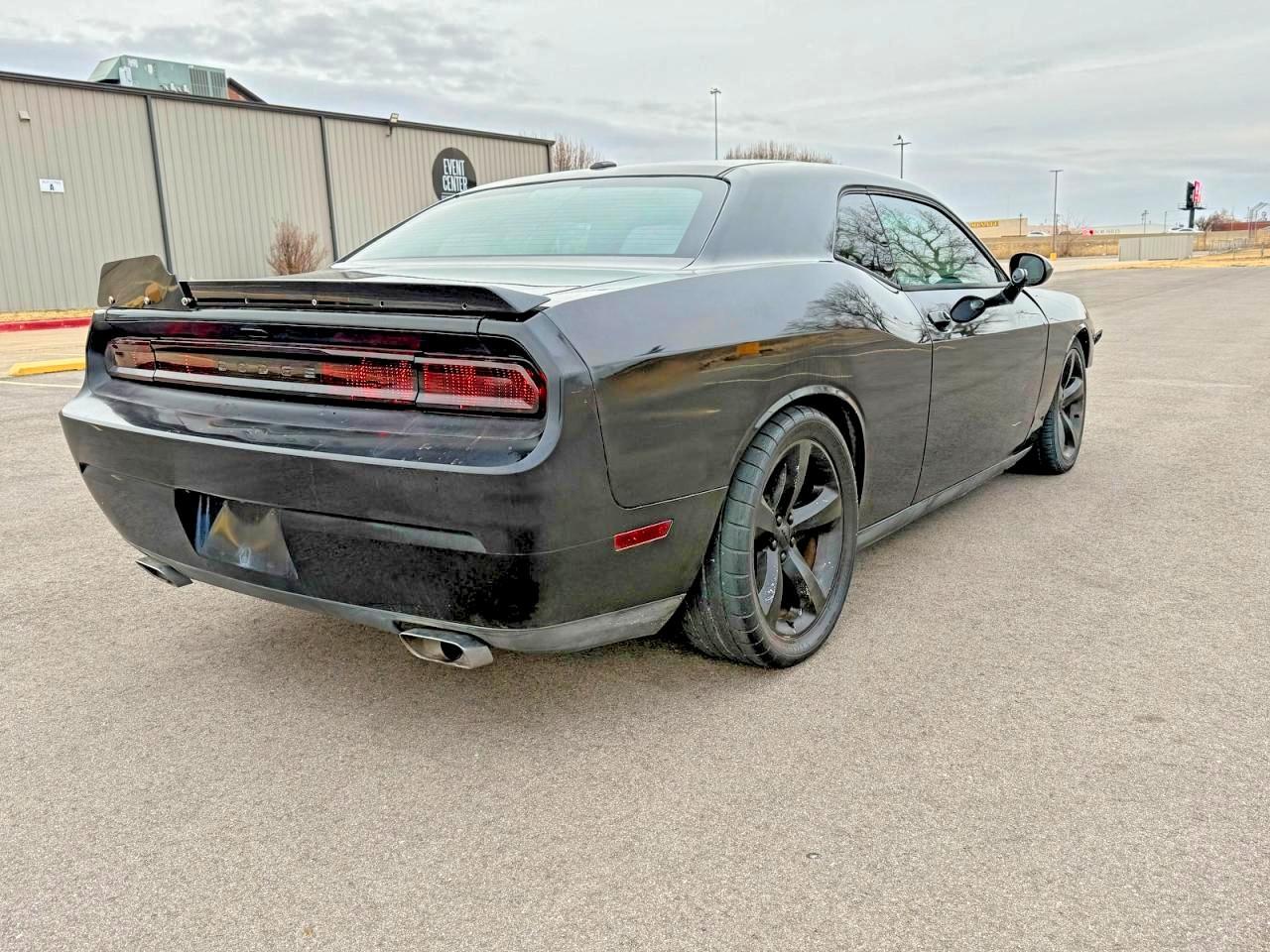 2013 Dodge Challenger R/T - zdjęcie 4