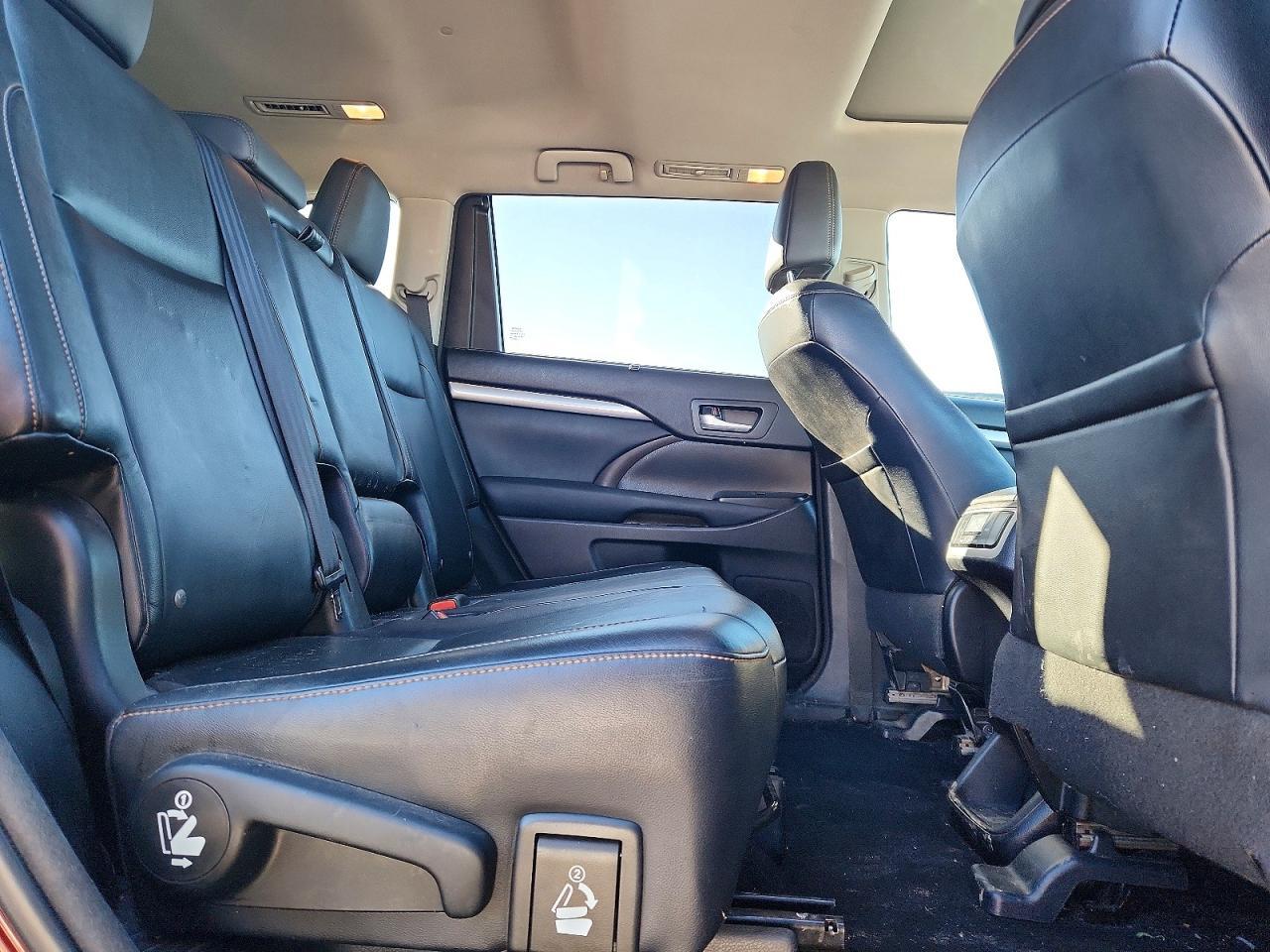 2014 Toyota Highlander Xle - zdjęcie 10
