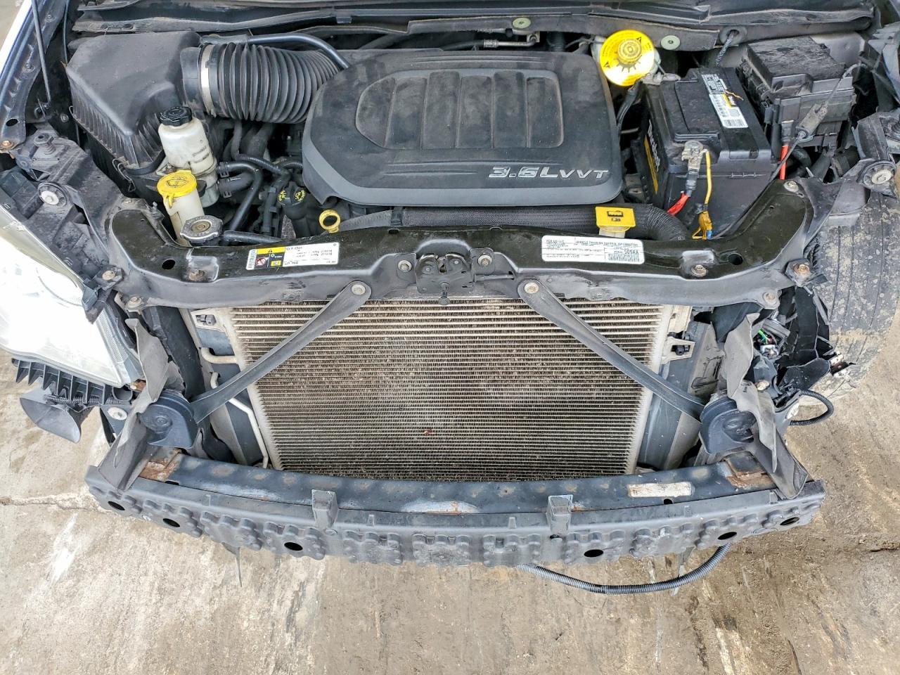 2016 Dodge Grand Caravan Sxt - zdjęcie 12