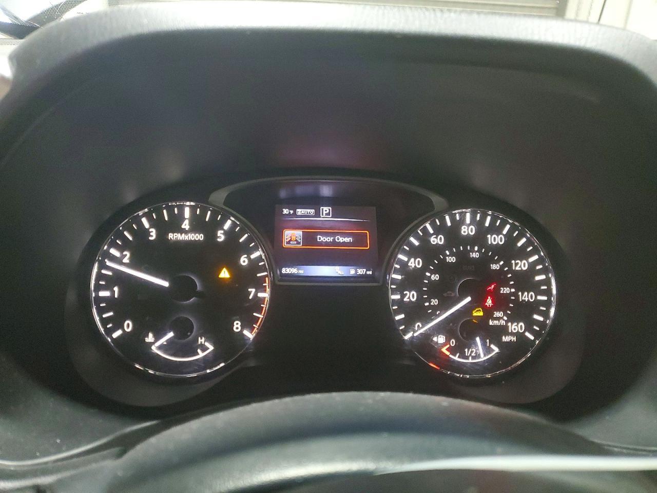 2016 Nissan Pathfinder S - zdjęcie 9